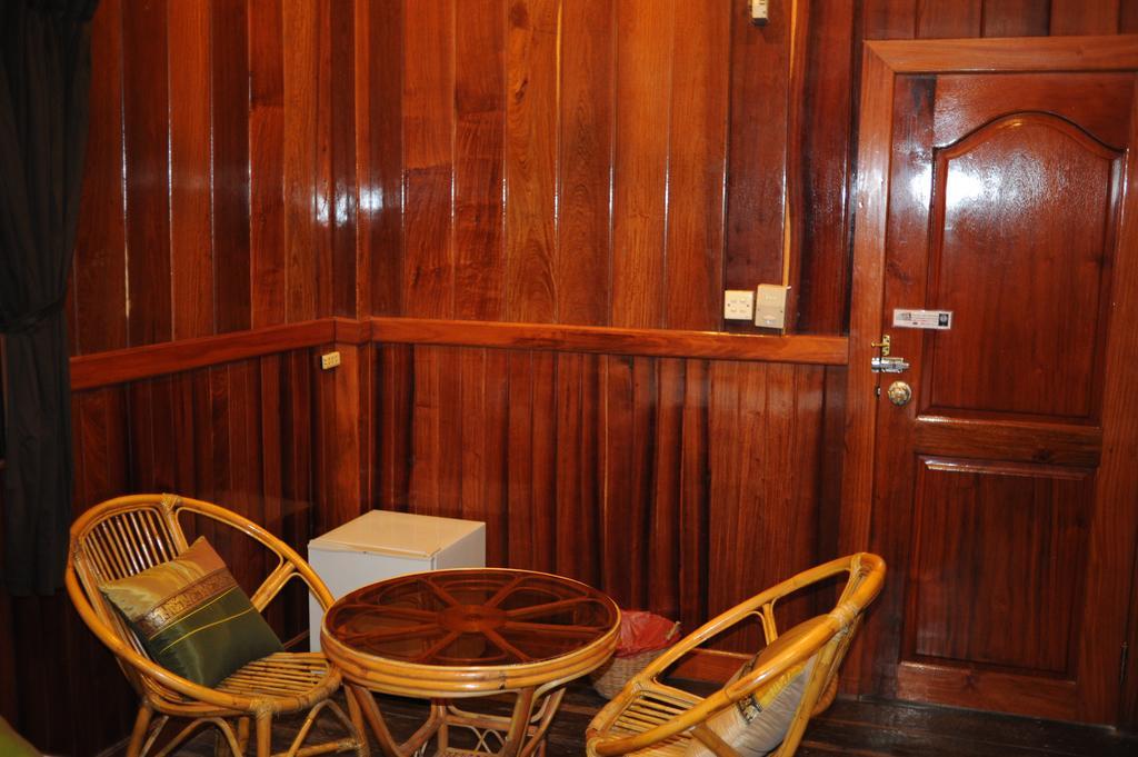 The City Premium Guesthouse Сіємреап Номер фото